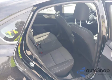 2024 Kia Forte Lx из США, поврежденный, VIN 3KPF24AD6RE753274